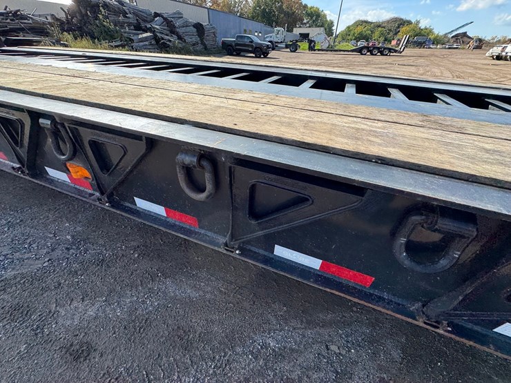 2022-globe-lowboy-image-57