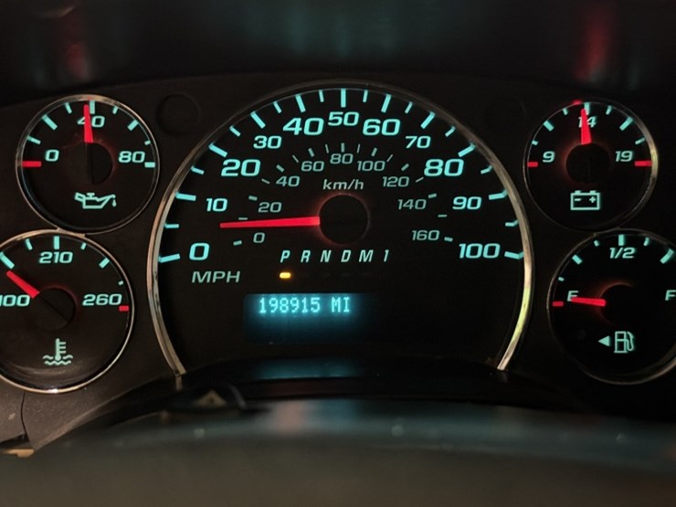 2011-chevrolet-express-2500-image-29