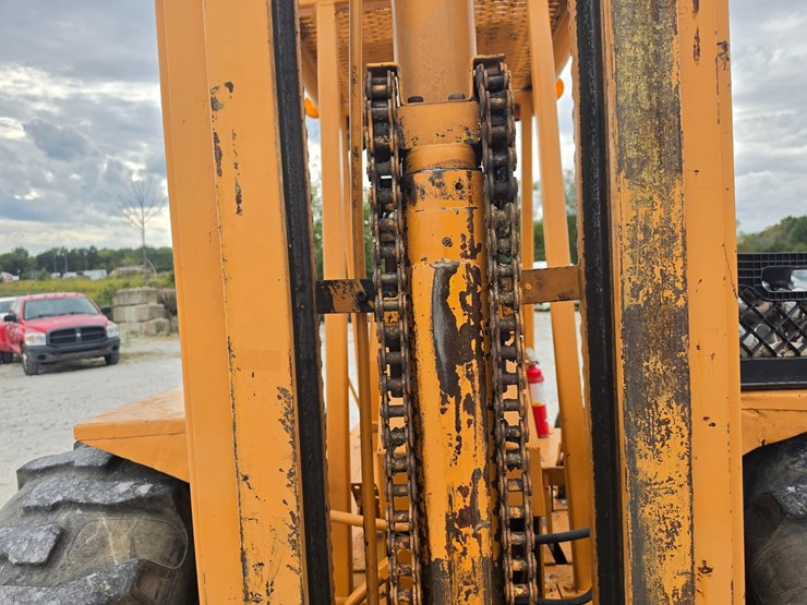 #25323-•-allis-chalmers-708c-fork-lift-image-61