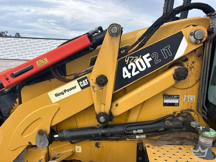 caterpillar-420f2-it-image-20