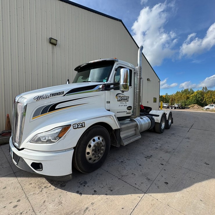 2022 KENWORTH T680