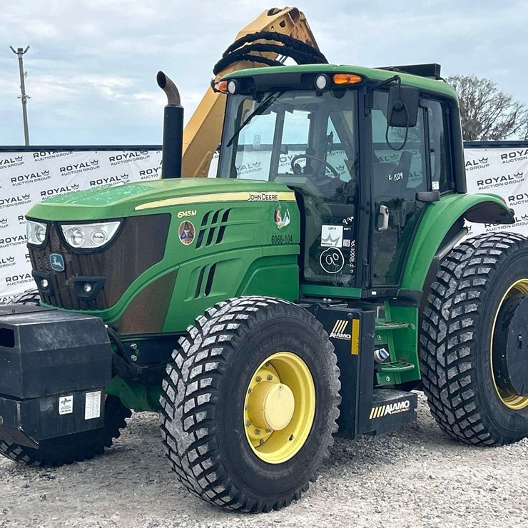 JOHN DEERE 6145M