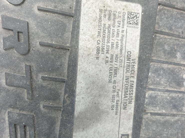 2017-chevrolet-express-g2500-image-10