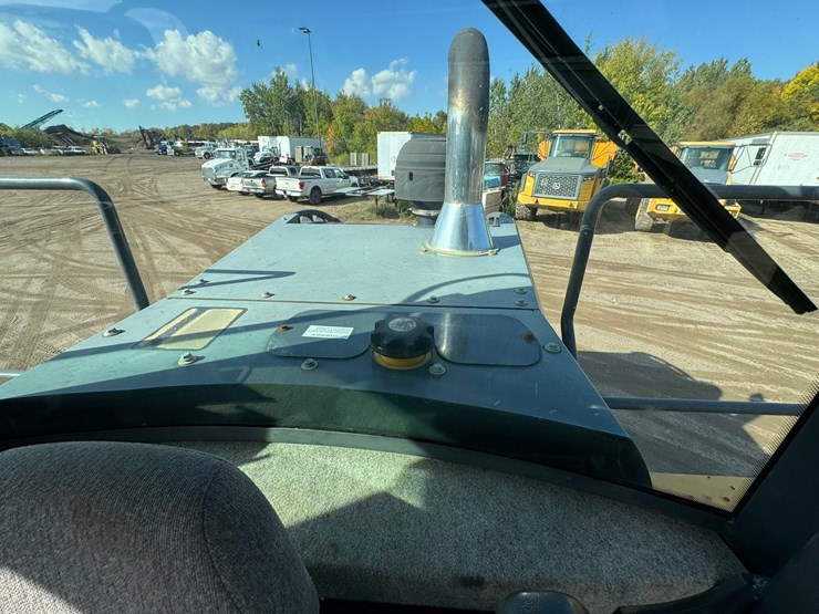 deere-744k-image-45