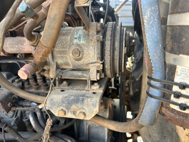 1994-mack-cl713-image-46