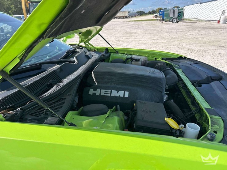 2023-dodge-challenger-coupe-image-10