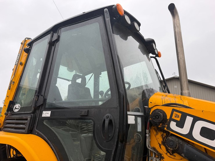 jcb-3cx-image-27