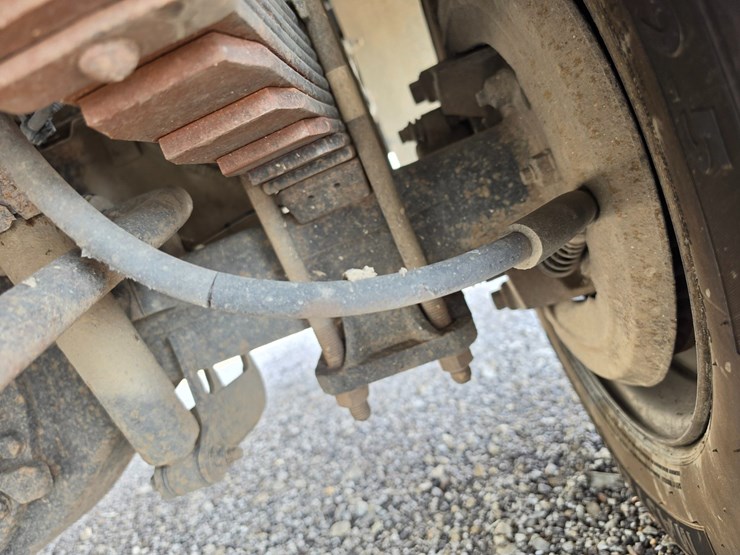 2005-ford-f550-image-73