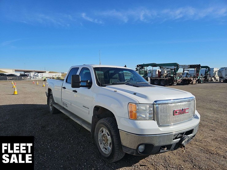 2012-gmc-sierra-2500hd-image-2