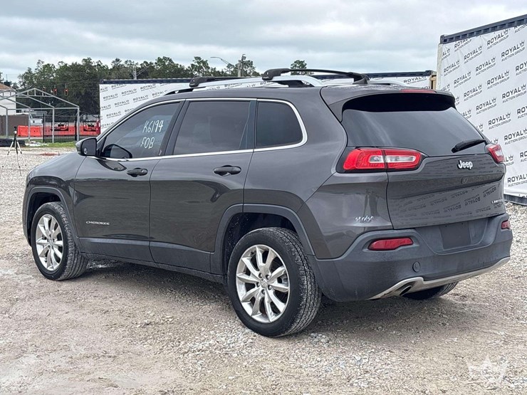 2017-jeep-cherokee-image-2