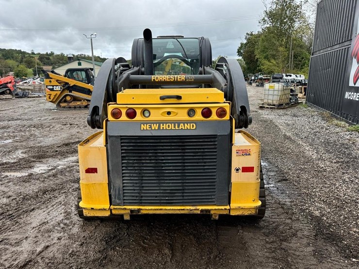 new-holland-c332-image-5