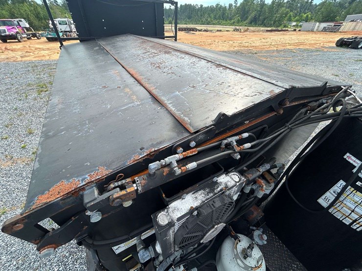 2019-international-durastar-4300-image-15