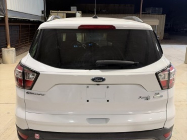 2018-ford-escape-se-image-8