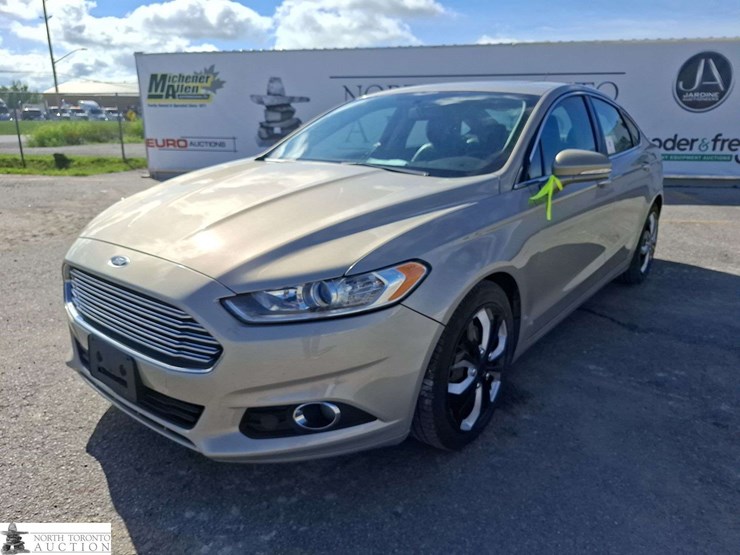 2016-ford-fusion-image-1