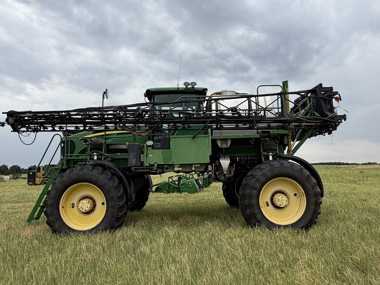 2010-john-deere-4830-image-7