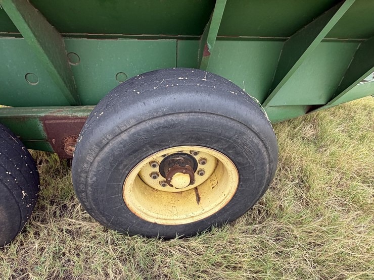 john-deere-650-image-17