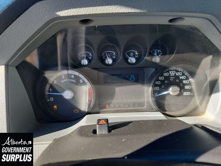 2013-ford-f350-image-14