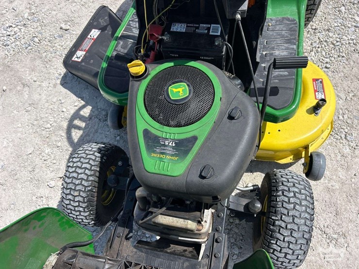 2019-john-deere-e100-42in-riding-mower-image-7