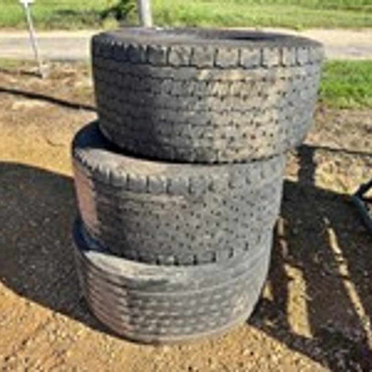 #8703 • 455/55R22.5 Super Single Tires