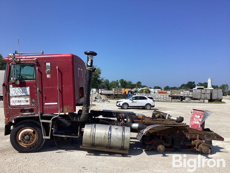 1984-kenworth-k100-image-8