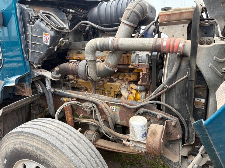 2009-caterpillar-c13-image-39