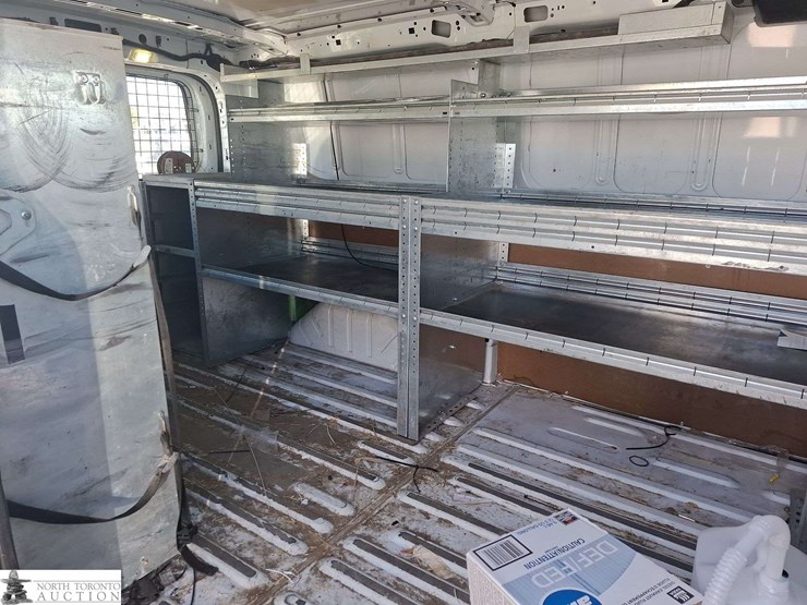 2016-ford-transit-image-15