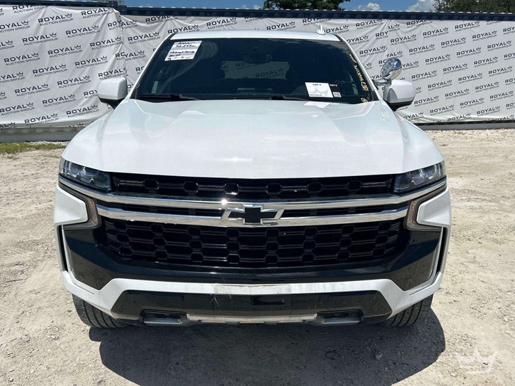 2022-chevrolet-tahoe-image-25