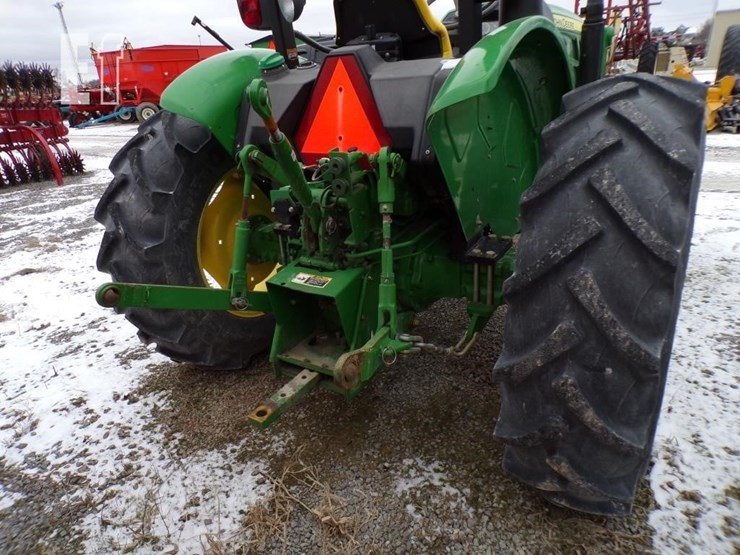 john-deere-5055e-image-5