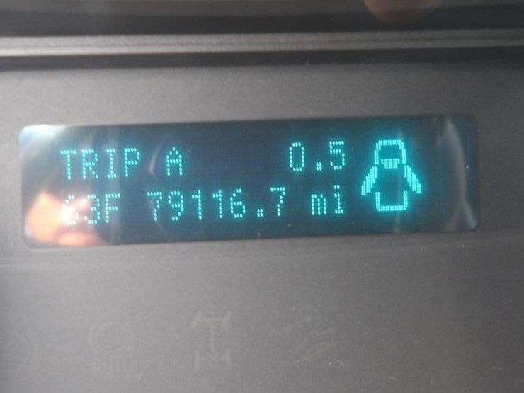 2011-ford-f550-image-21
