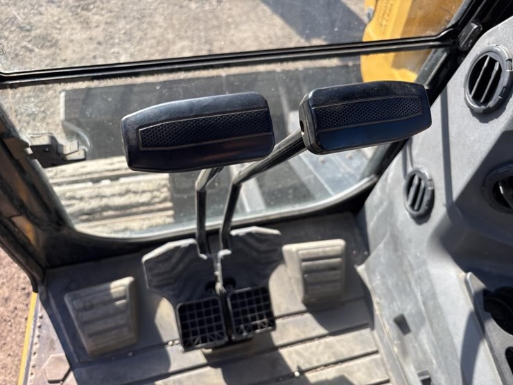 2019-caterpillar-308cr-image-29