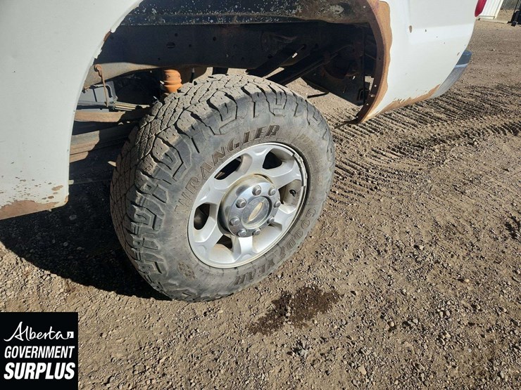 2013-ford-f350-image-8
