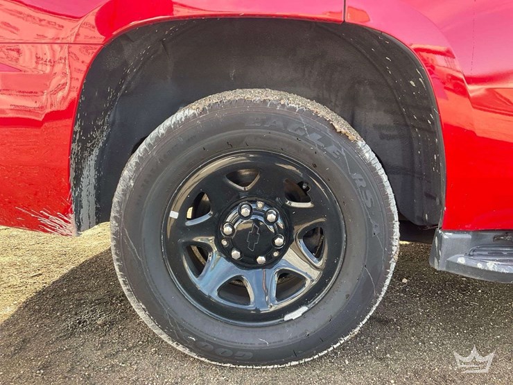 2018-chevrolet-tahoe-image-28