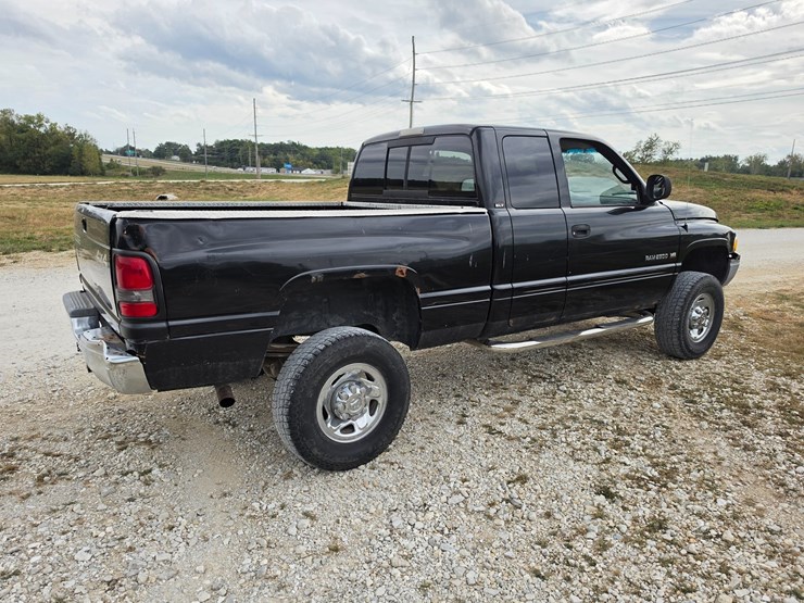 #25320-•-2001-dodge-ram-pickup-pickup-truck-image-17