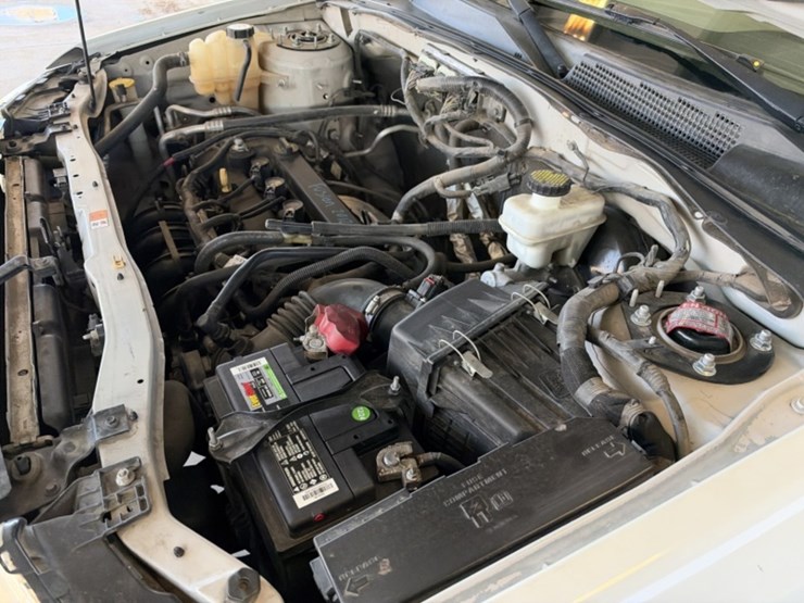2011-ford-escape-image-13