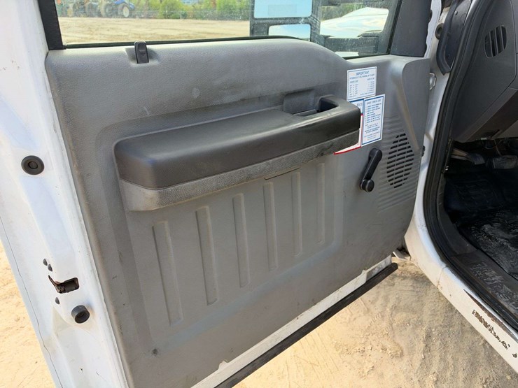 2011-ford-f450-image-9
