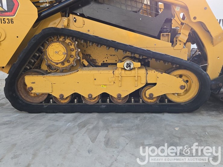 2019-caterpillar-259d3-image-14