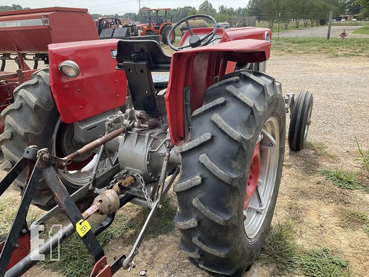 massey-ferguson-150-image-3