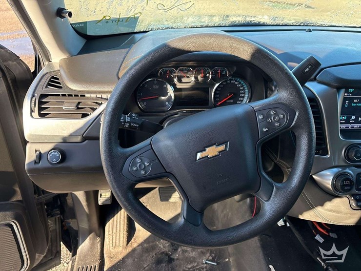 2019-chevrolet-tahoe-image-14