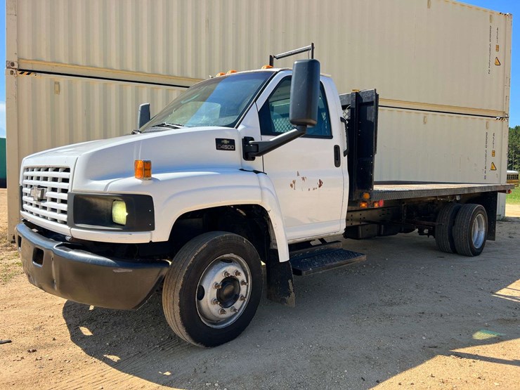 2003-chevrolet-kodiak-c4500-image-1