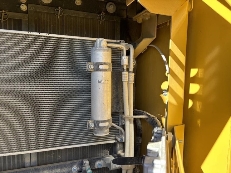 2020-caterpillar-313flgc-image-53