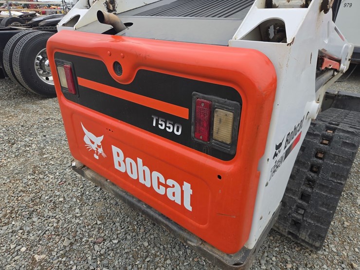 bobcat-t550-image-22