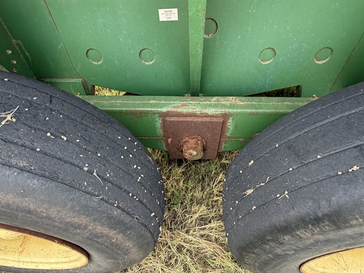 john-deere-650-image-16