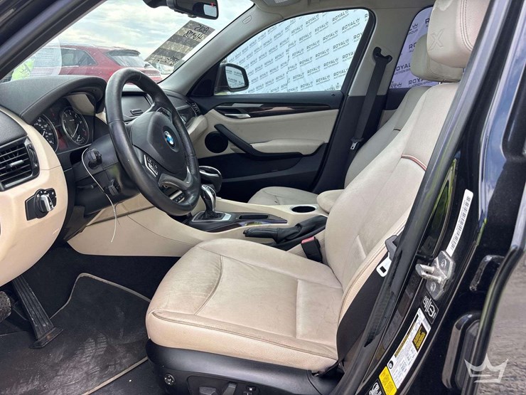2015-bmw-x1-image-13