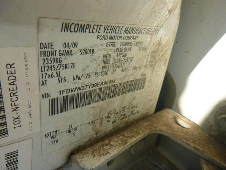 2009-ford-f350-image-19