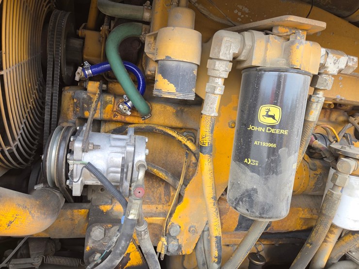 deere-772bh-image-44
