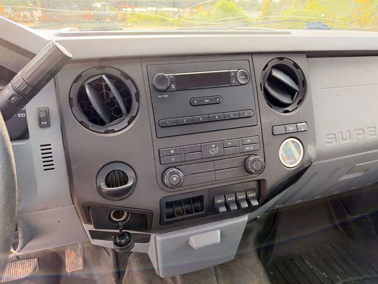 2014-ford-f250-image-13