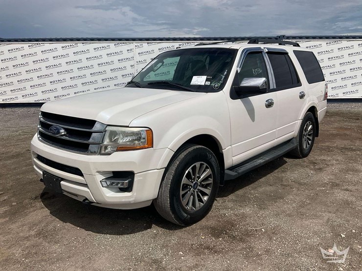 2016-ford-expedition-image-1