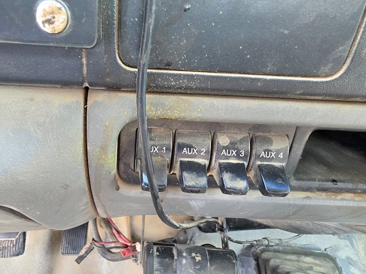 2005-ford-f550-image-53