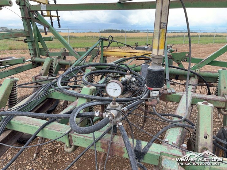 john-deere-41-image-10