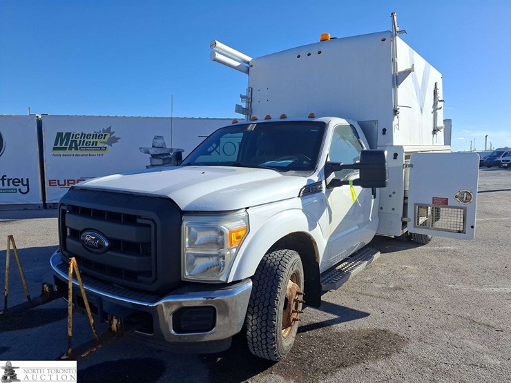 2012-ford-f350-image-1